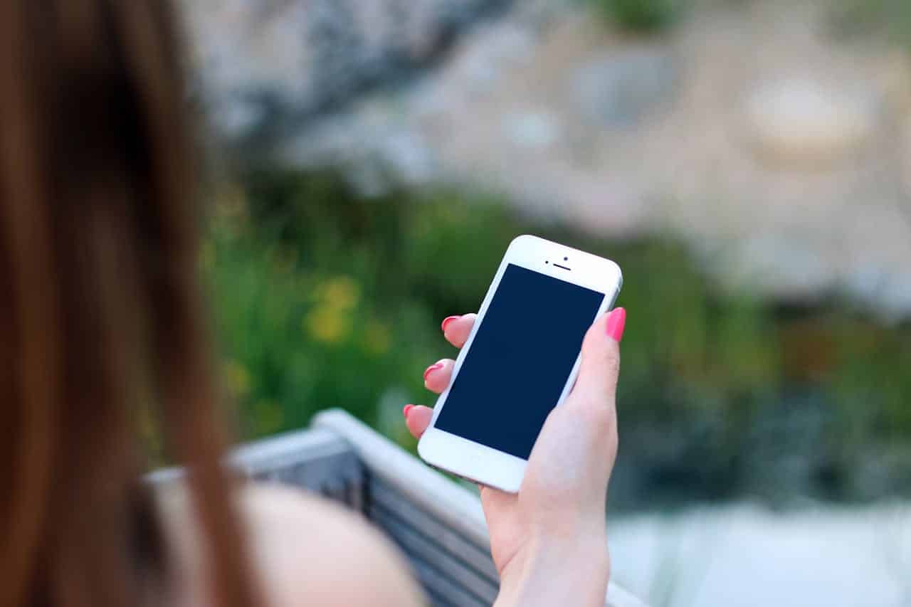 wat te doen wanneer je smartphone in aanraking komt met vocht