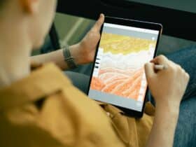 Digitaal tekenen op een tablet met stylus